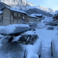 SnowBurst Portable LED Snow Blower